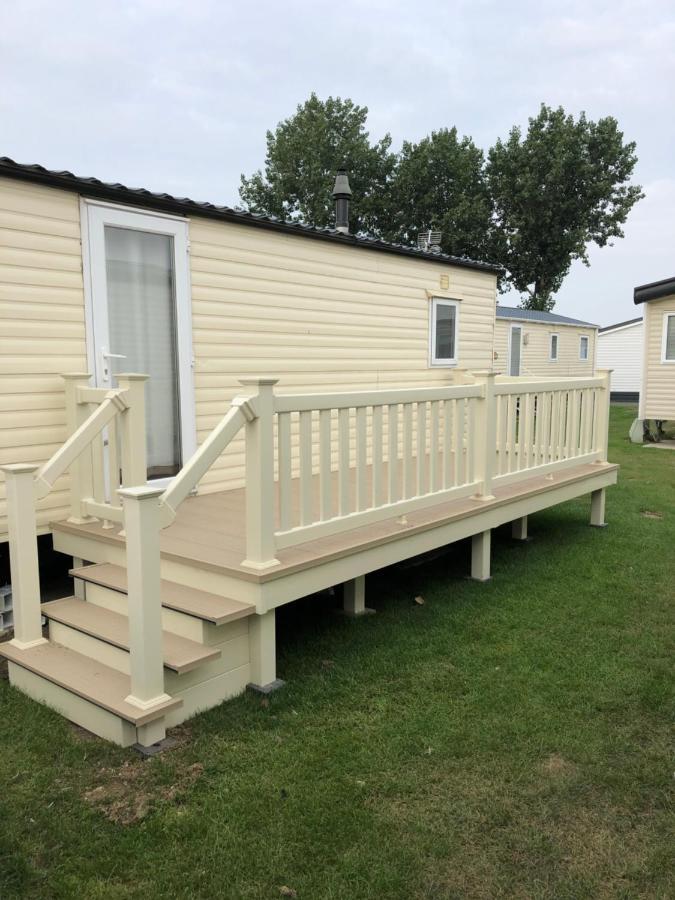ホテル 8 Berth Caravan クラクトン・オン・シー エクステリア 写真